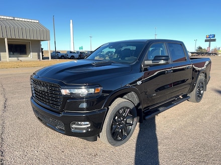 2026 Ram 1500 LARAMIE CREW CAB 4X4 5'7 BOX Pickup