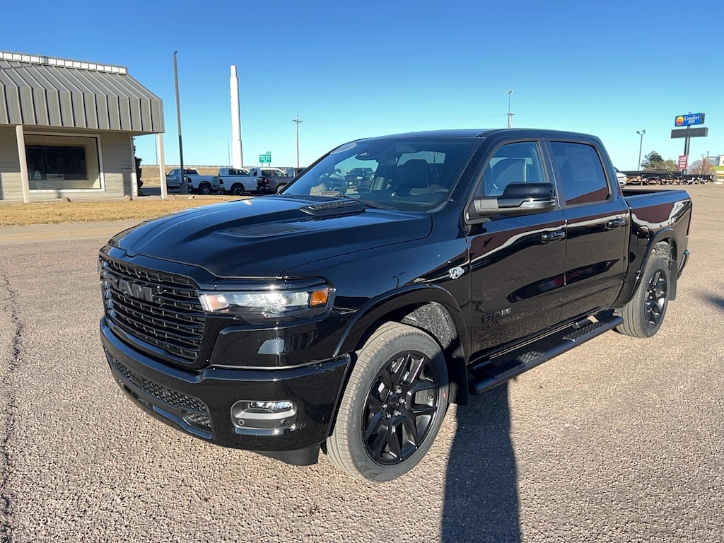 New 2026 Ram 1500 LARAMIE CREW CAB 4X4 5'7 BOX Pickup