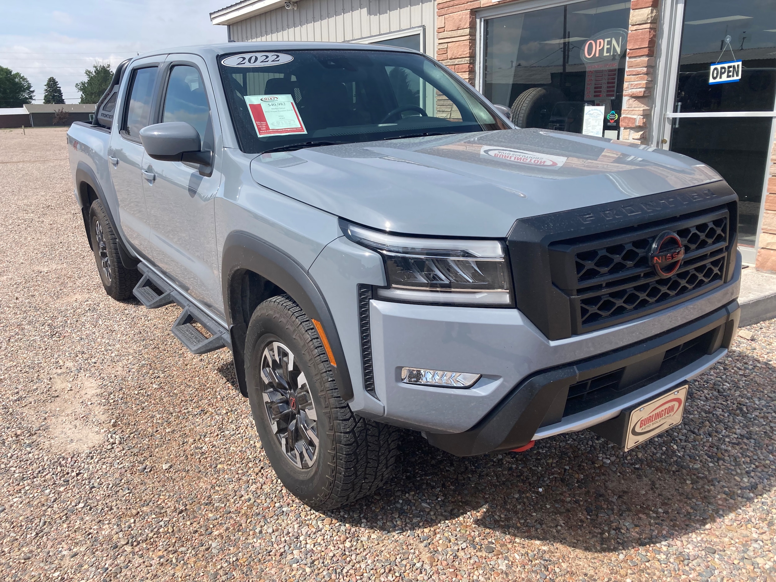 Used 2022 Nissan Frontier PRO-4X with VIN 1N6ED1EK6NN681881 for sale in Colby, KS