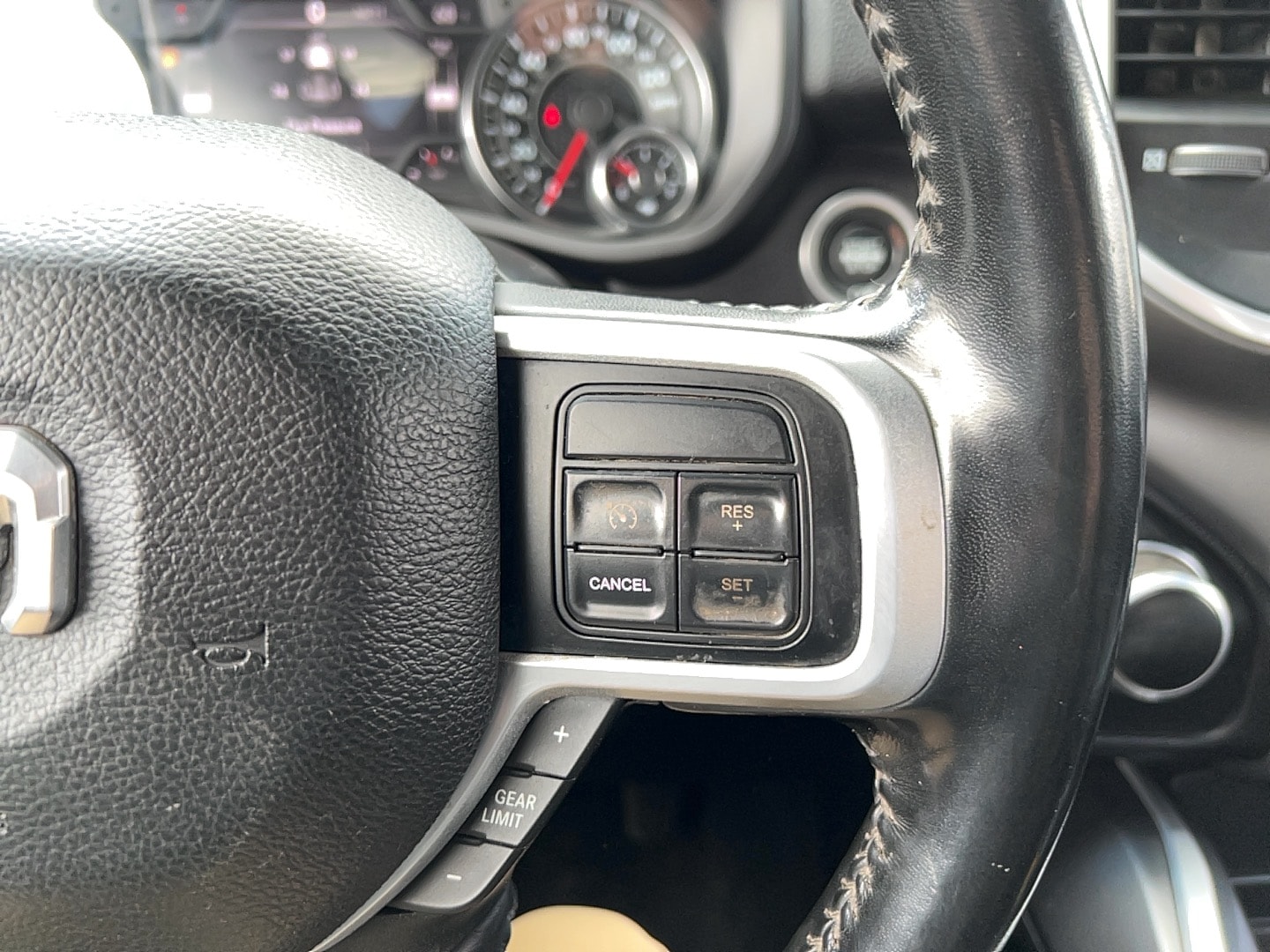 2022 RAM Ram 2500 Pickup Big Horn - Photo 22