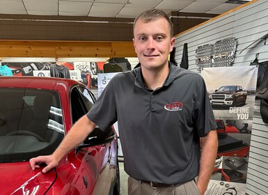 Staff member Hagan Booi from e5b9094e369f