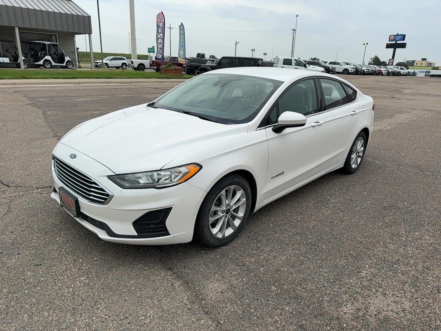 Used 2019 Ford Fusion Hybrid SE with VIN 3FA6P0LU5KR206329 for sale in Colby, KS