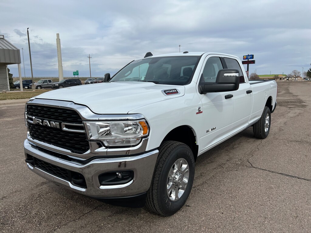 New 2024 Ram 2500 BIG HORN CREW CAB 4X4 8' BOX For Sale Colby KS