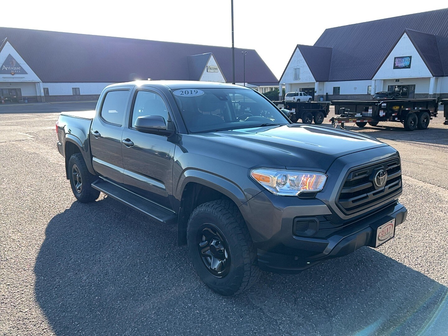 2019 Toyota Tacoma SR5 V6 photo 4