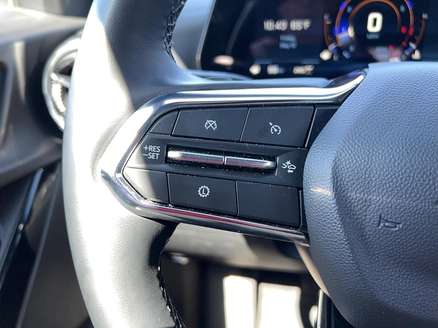 2025 Chevrolet Equinox LT - Photo 25