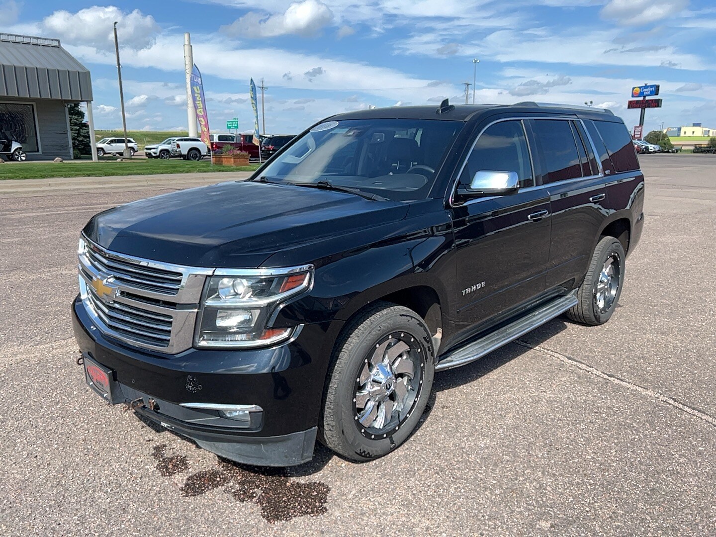 2016 Chevrolet Tahoe LTZ photo 3