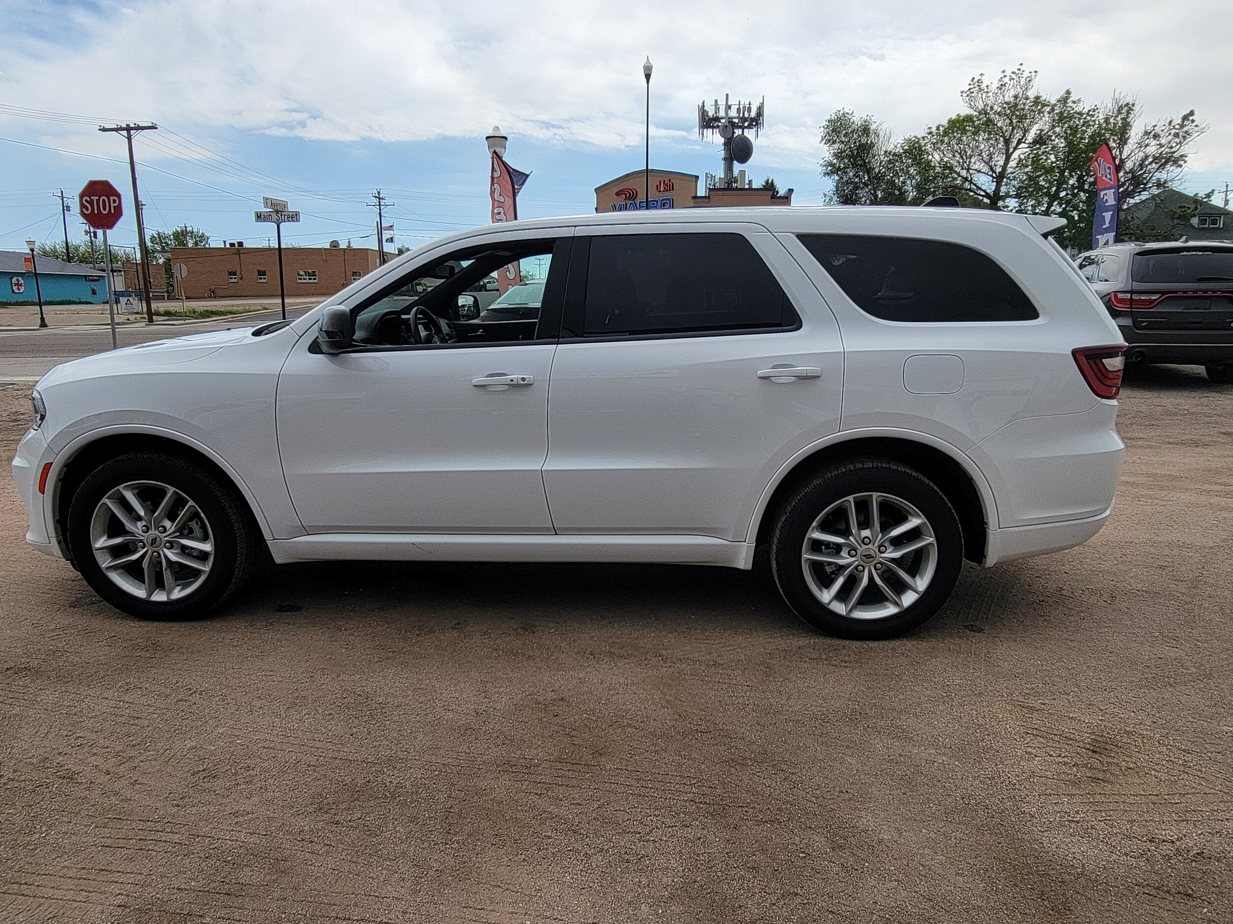 2024 Dodge Durango GT photo 3