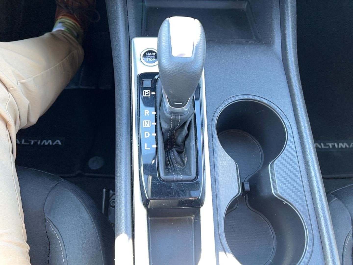 2024 Nissan Altima S - Photo 26