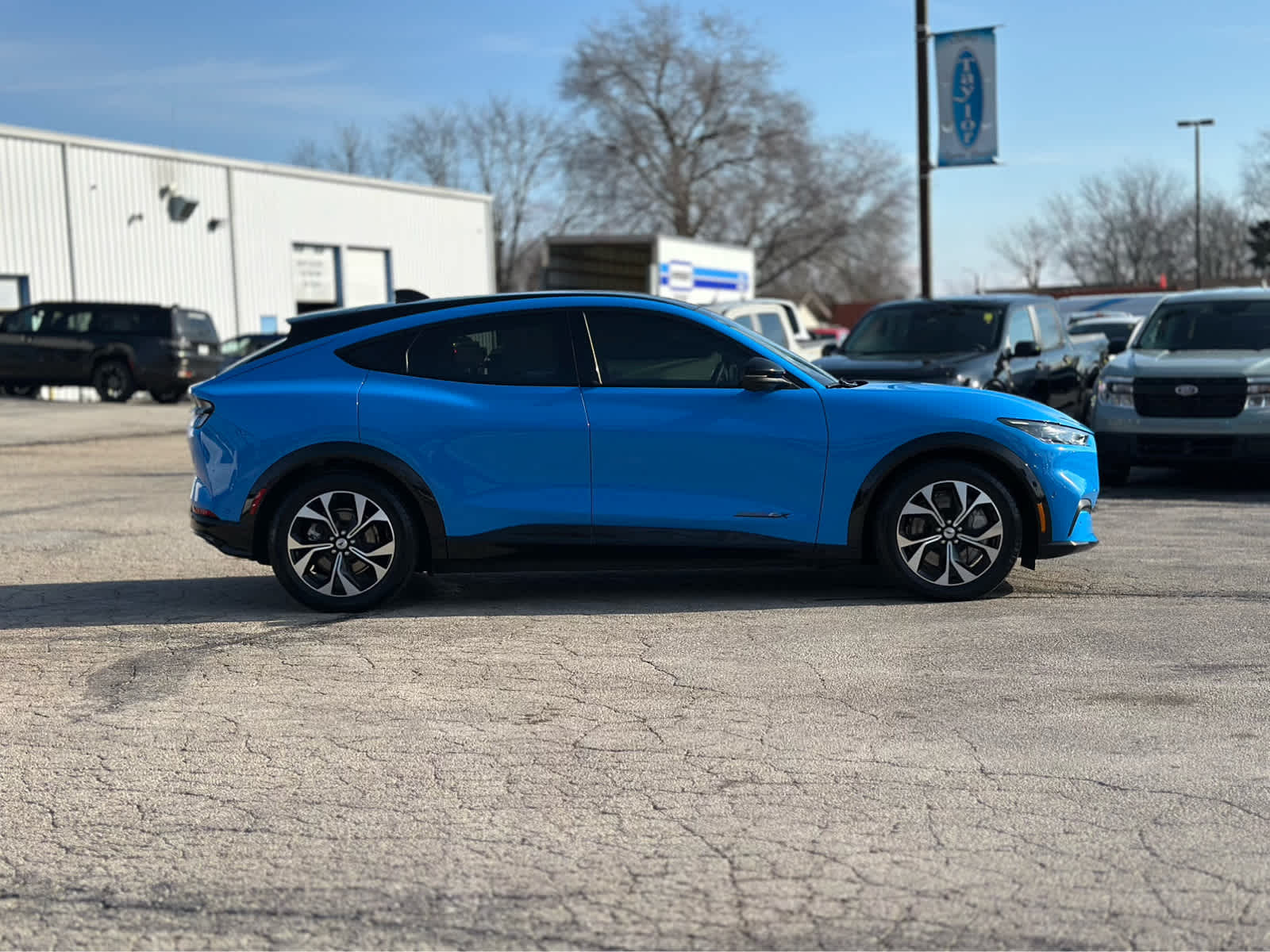 Used 2022 Ford Mustang Mach-E Premium AWD with VIN 3FMTK3SU9NMA55877 for sale in Manteno, IL