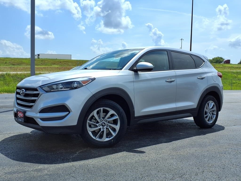 2018 Hyundai Tucson SE photo 2