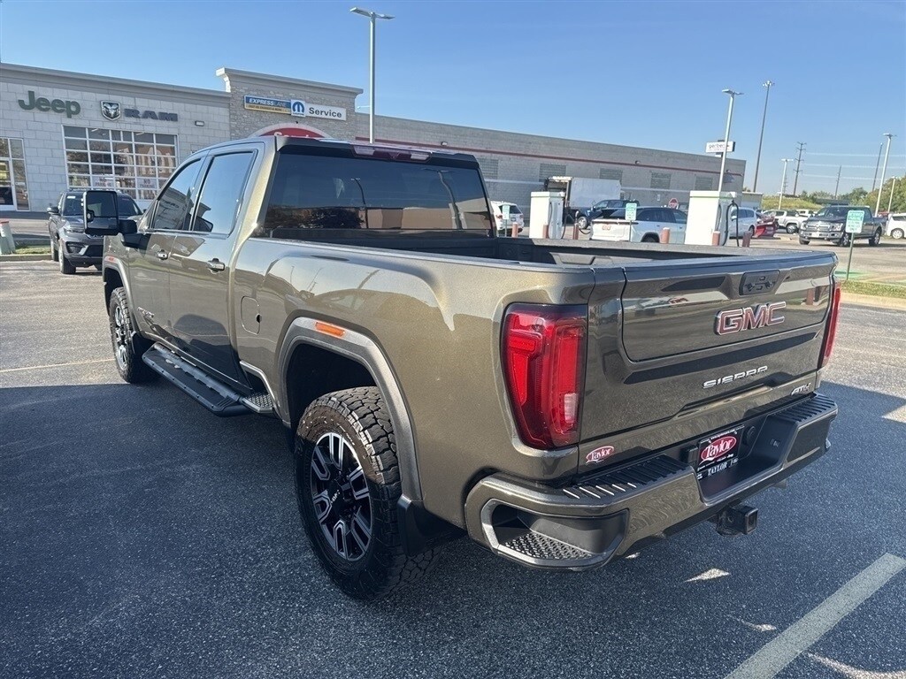 2023 Gmc Sierra HD AT4 photo 3