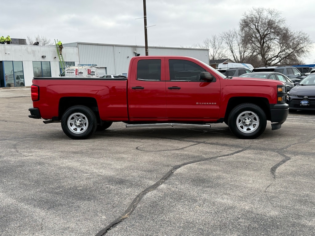2014 Chevrolet Silverado Work Truck Base photo 2