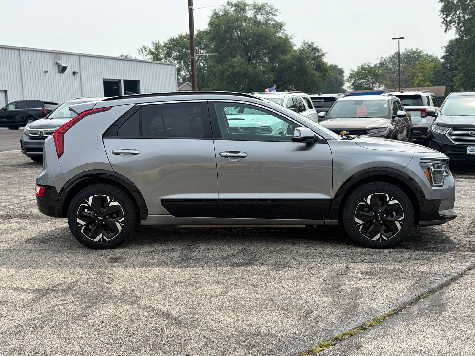 Used 2023 Kia Niro Wind with VIN KNDCR3L13P5072400 for sale in Manteno, IL