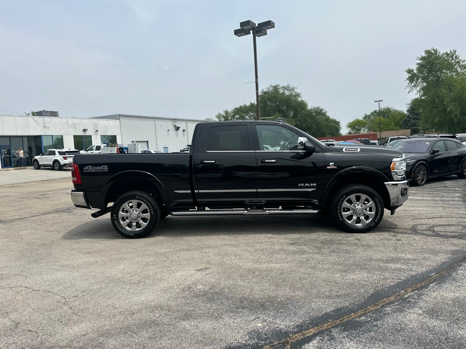 Used 2022 RAM Ram 2500 Pickup Laramie Limited with VIN 3C6UR5SL5NG418253 for sale in Manteno, IL