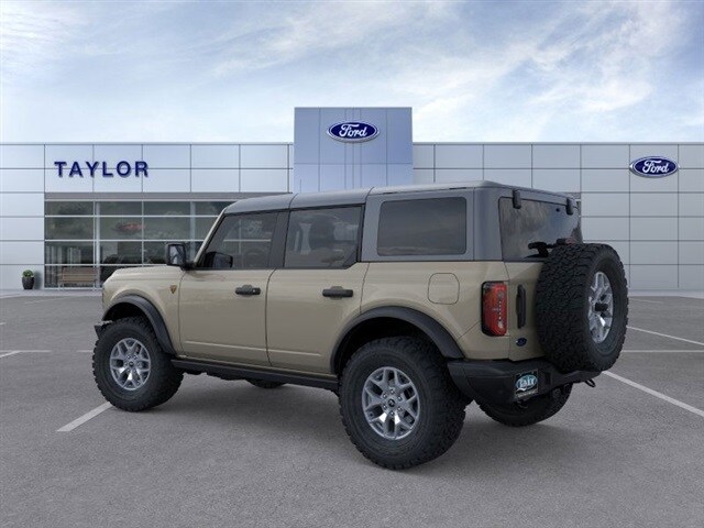 2025 Ford Bronco Badlands photo 4