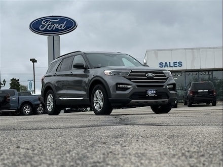 2022 Ford Explorer XLT SUV 2022 Ford Explorer XLT SUV