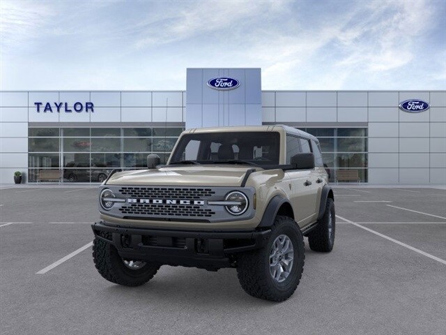 2025 Ford Bronco Badlands photo 2