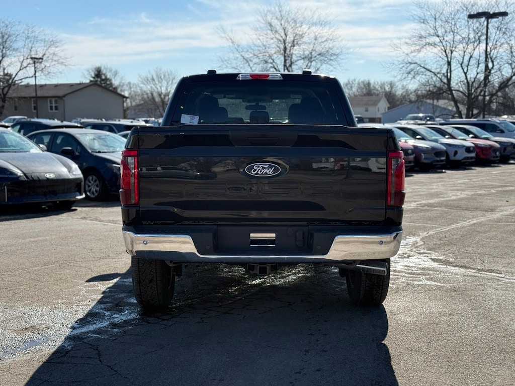 2026 Ford F-150 XLT photo 2