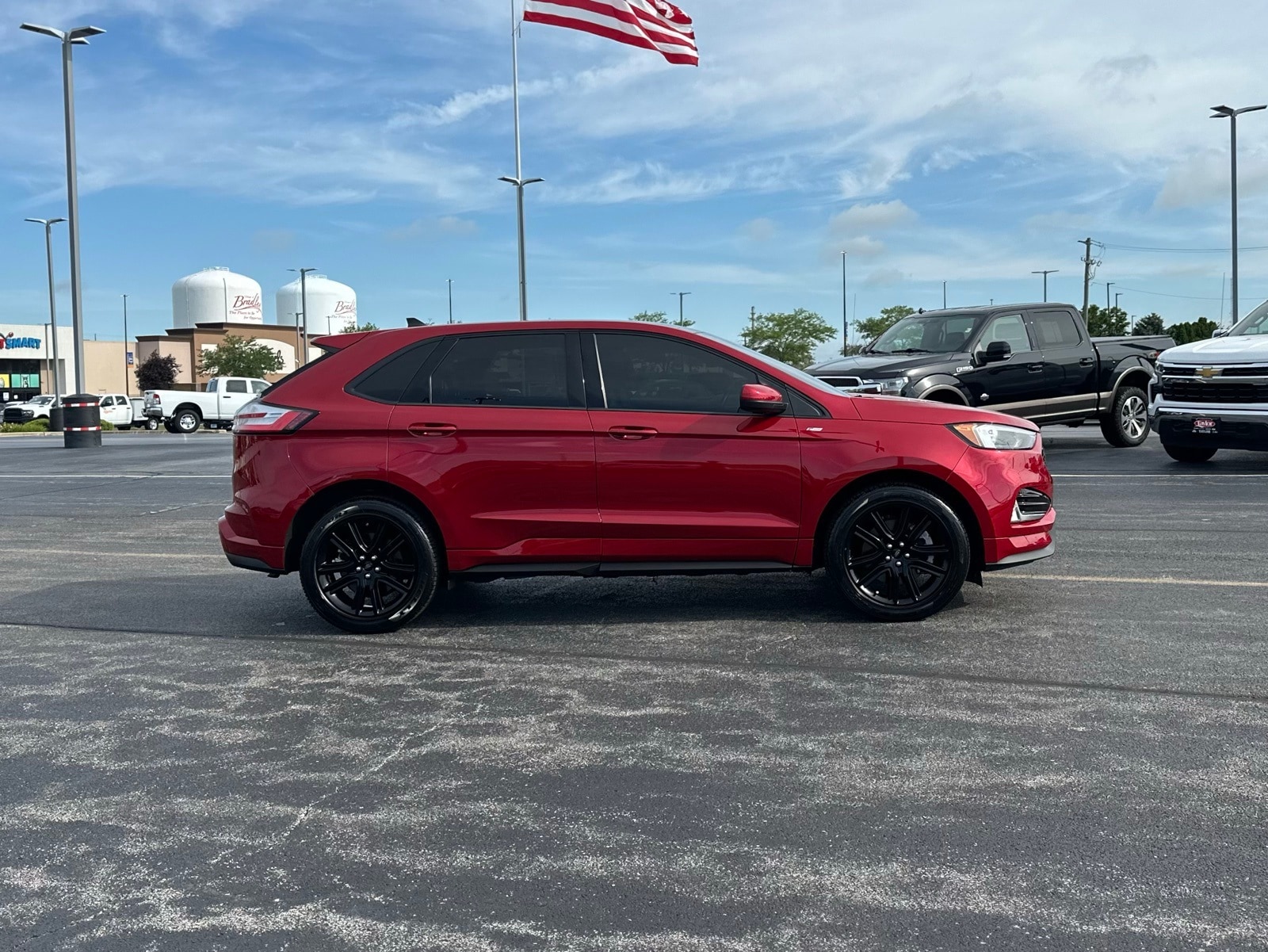 Used 2022 Ford Edge ST-Line with VIN 2FMPK4J93NBB07543 for sale in Manteno, IL