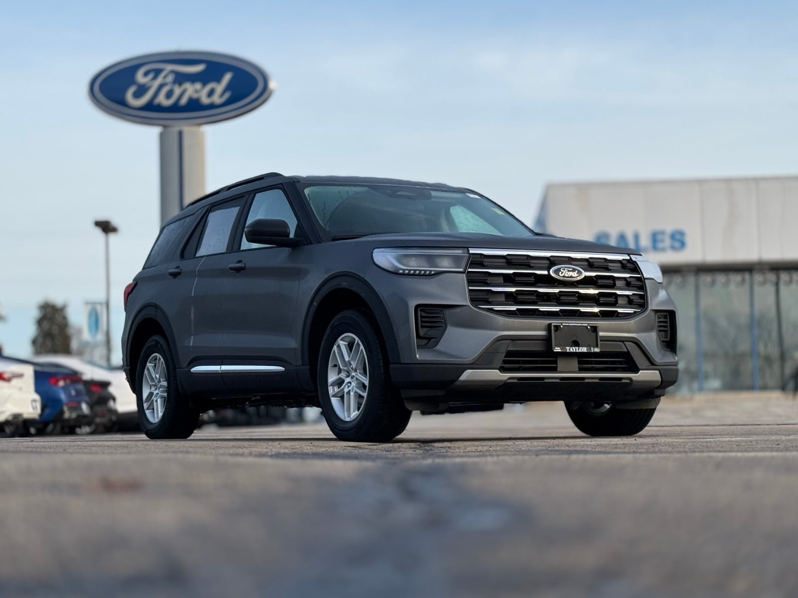 2025 Ford Explorer Active's photo