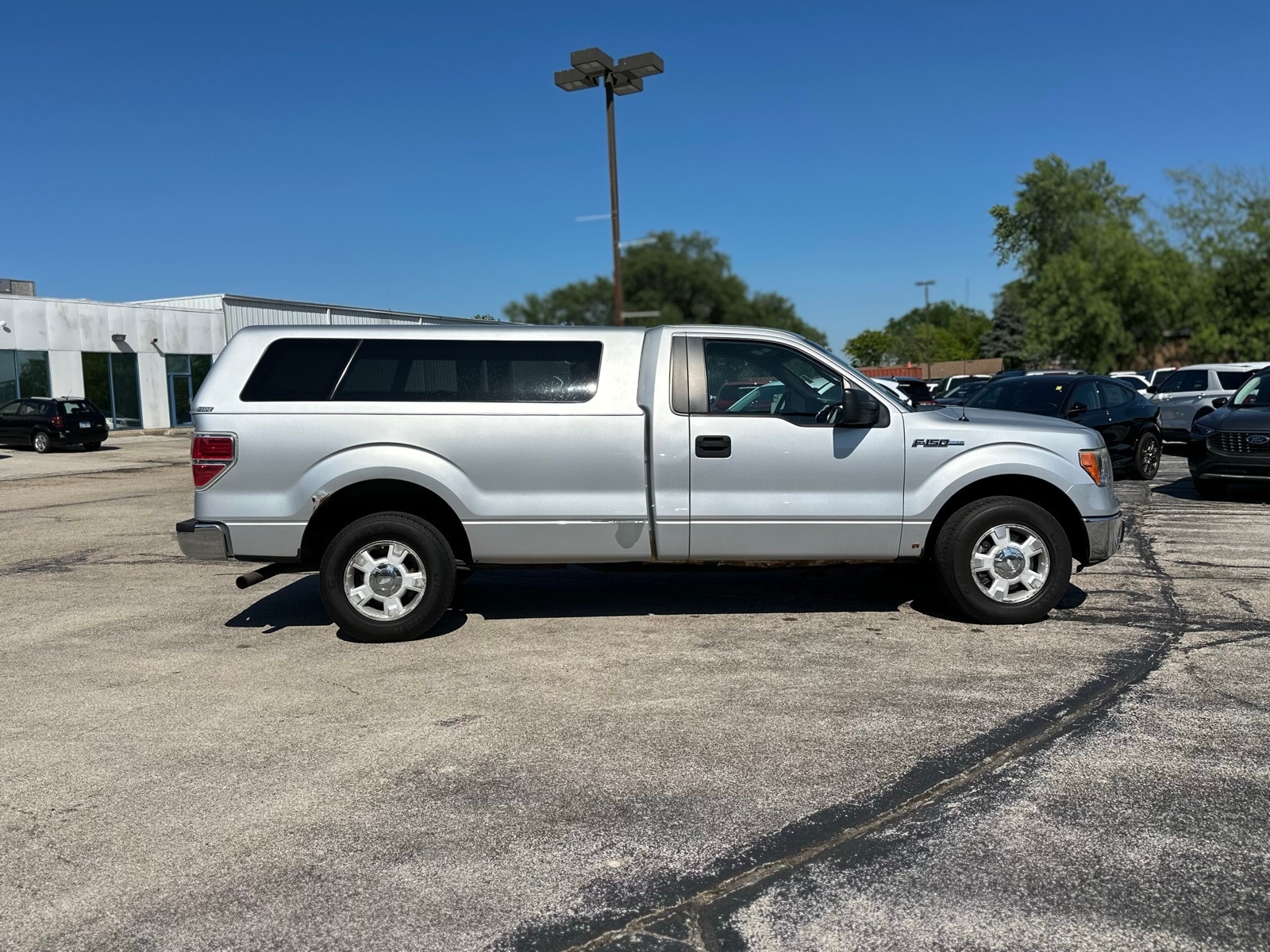 Used 2011 Ford F-150 XLT with VIN 1FTNF1CF6BKD67258 for sale in Manteno, IL