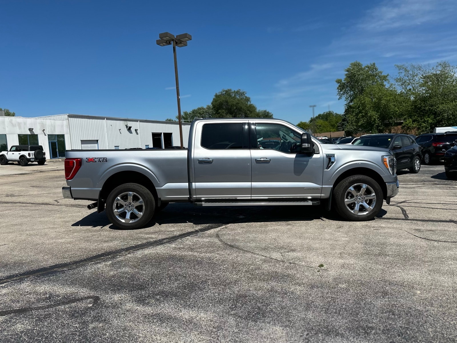 Used 2022 Ford F-150 XLT with VIN 1FTFW1ED5NFA89272 for sale in Manteno, IL