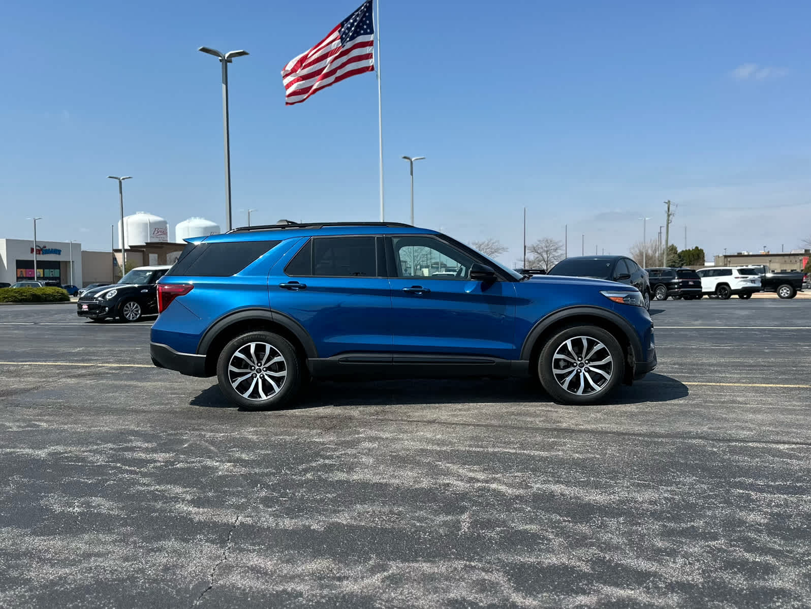 Used 2020 Ford Explorer ST with VIN 1FM5K8GC7LGA02379 for sale in Manteno, IL