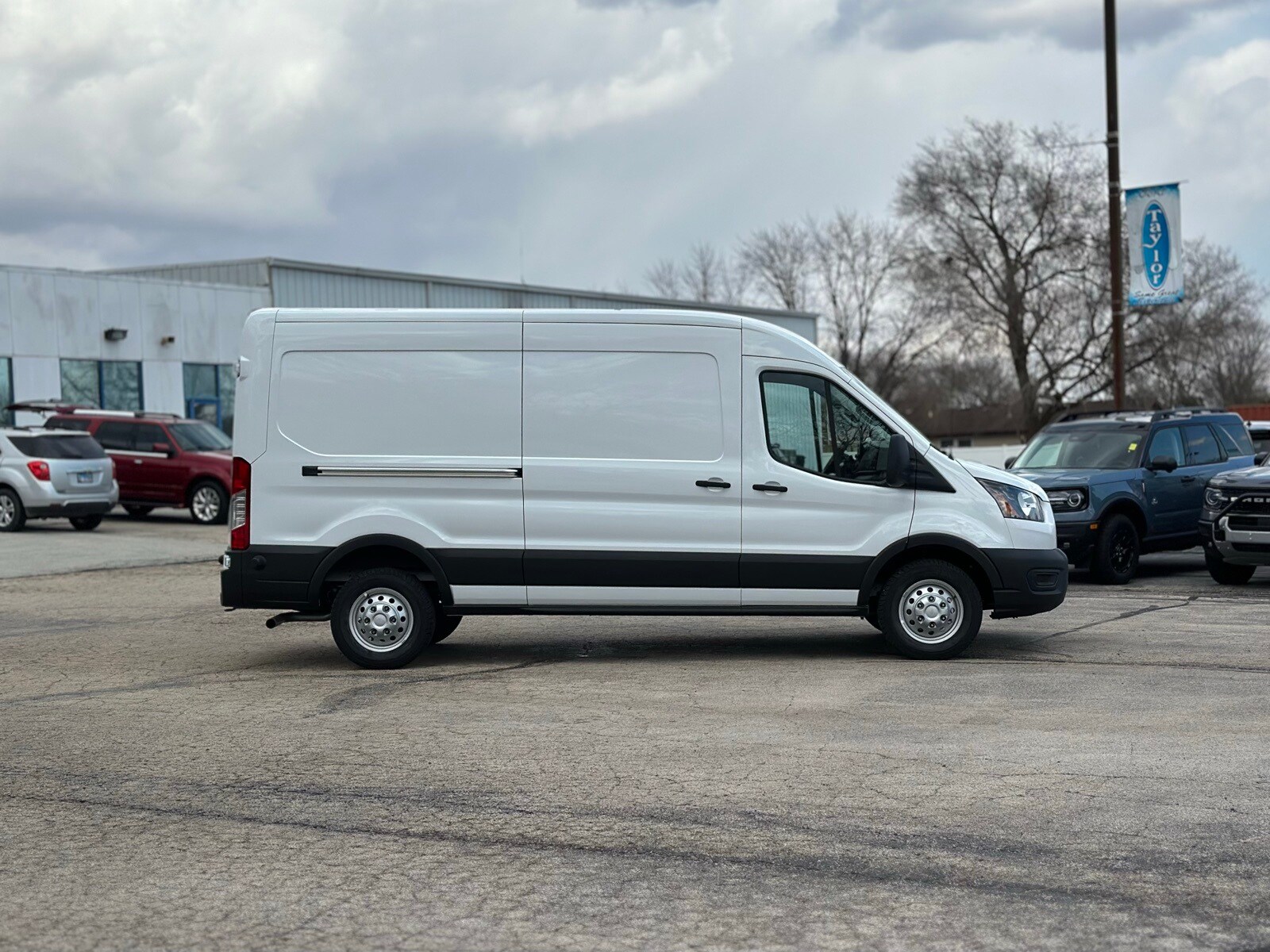 2025 Ford Transit photo 2