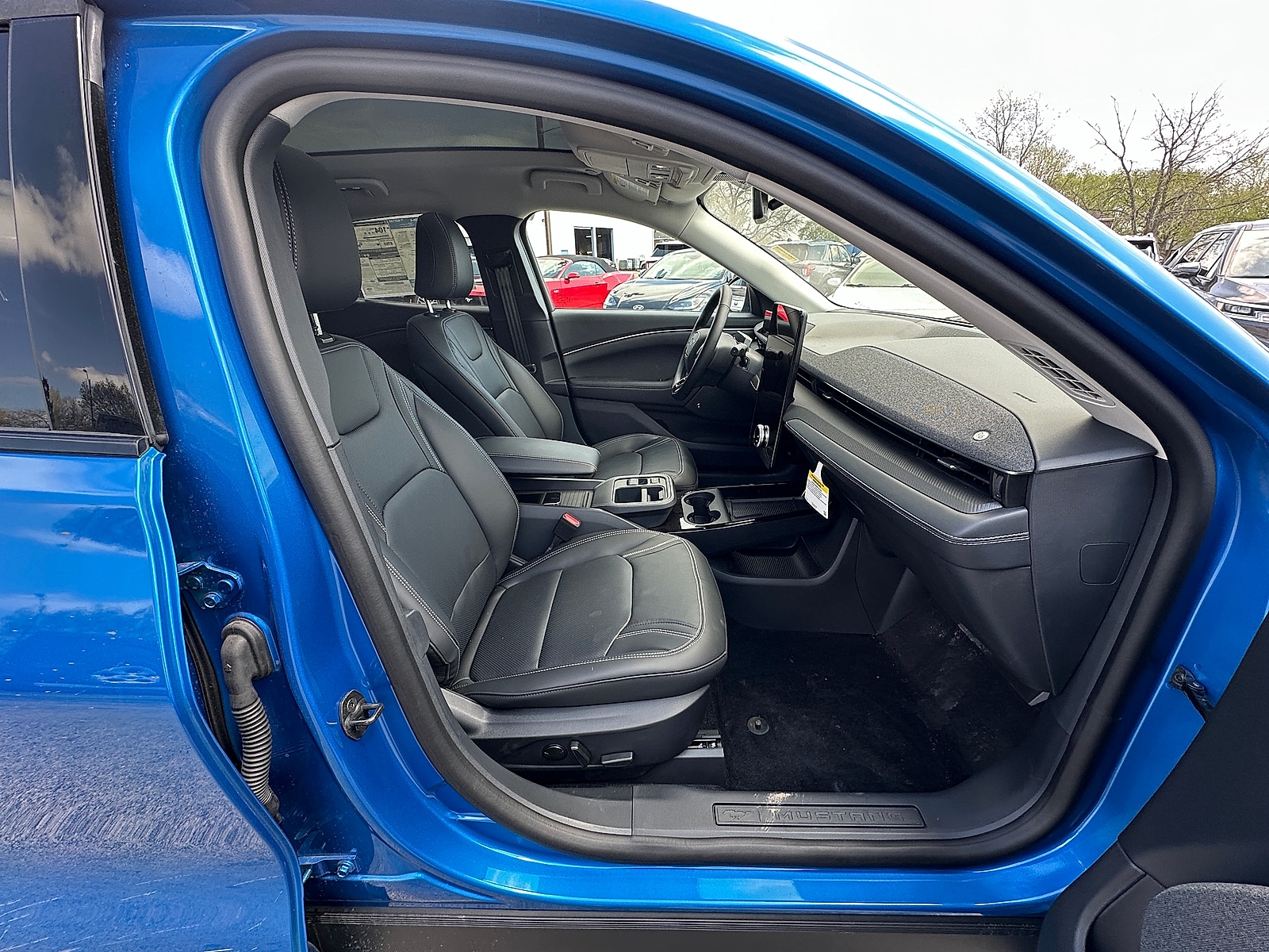 2025 Ford Mustang Mach-E Premium - Photo 32