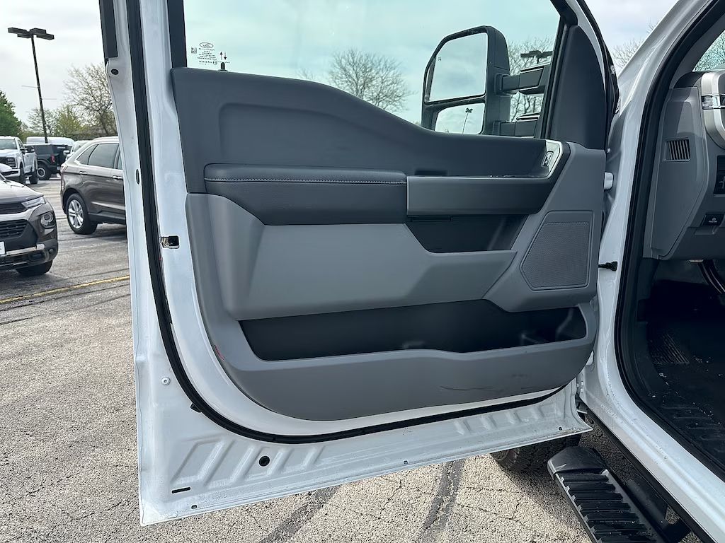 2026 Ford F-250 Super Duty XL - Photo 10