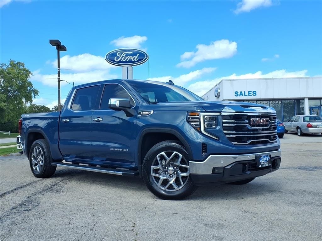 2024 GMC Sierra 1500 SLT's photo