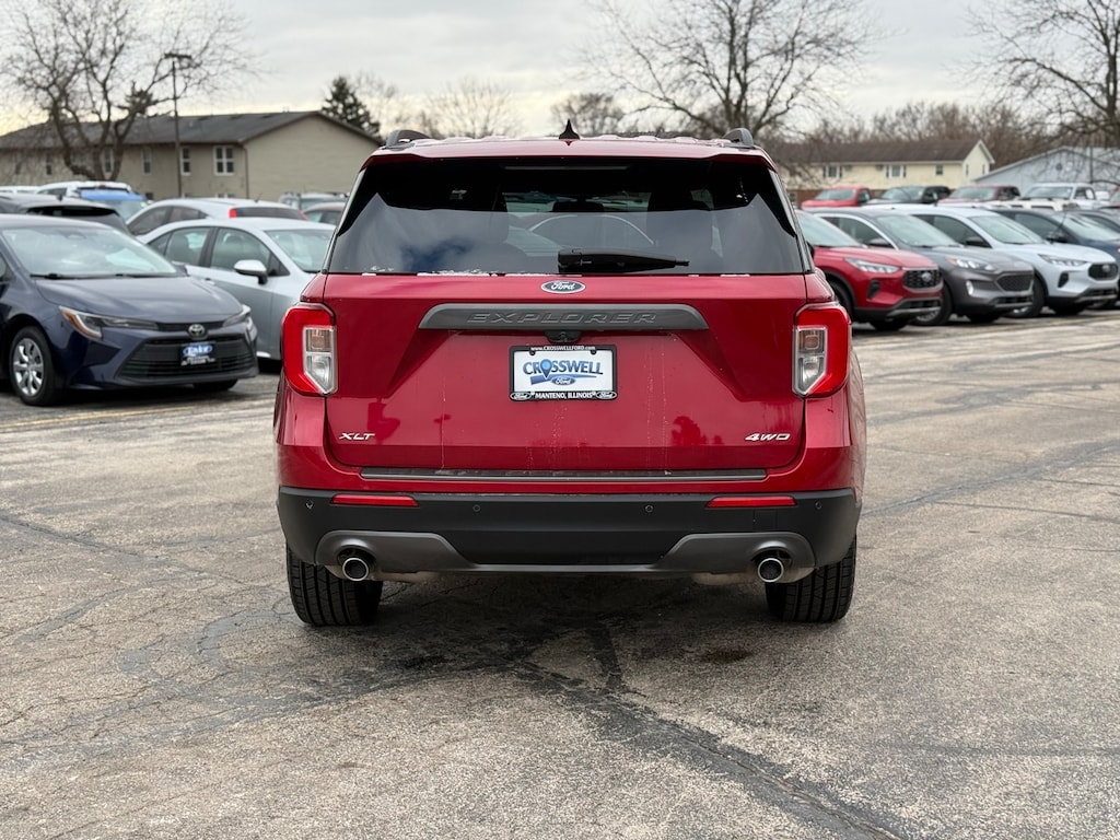 2022 Ford Explorer XLT photo 2