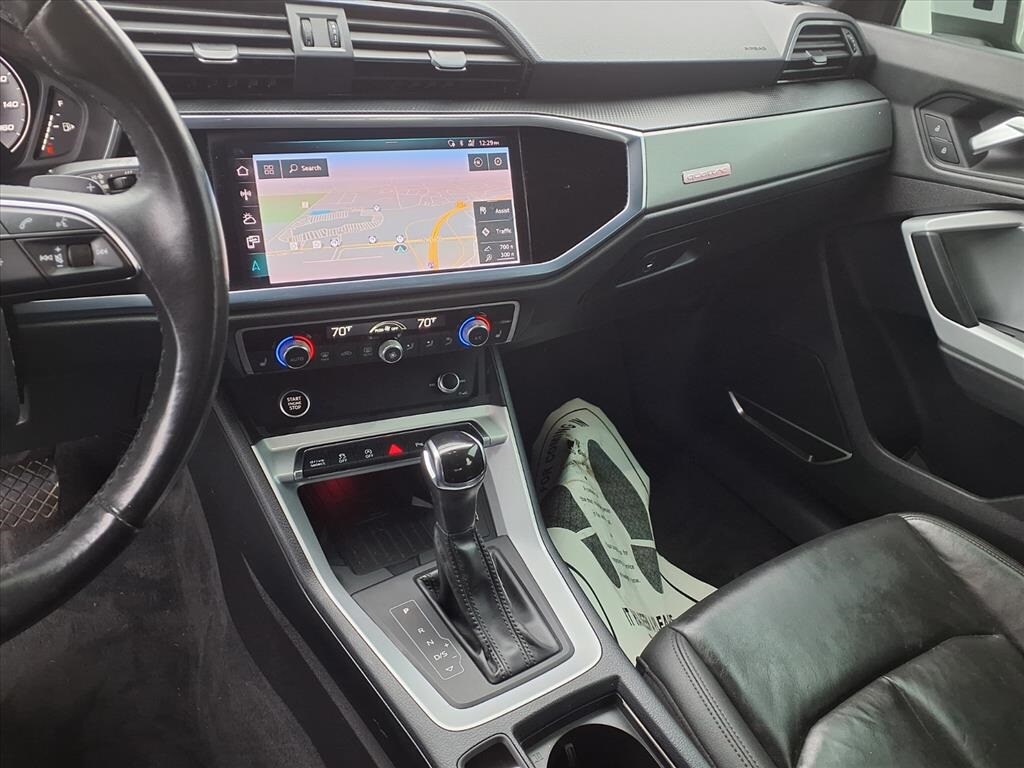 2021 Audi Q3 S line Premium Plus photo 4