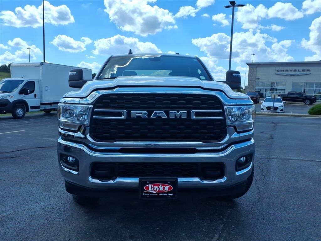 2024 Ram 2500 Big Horn photo 2