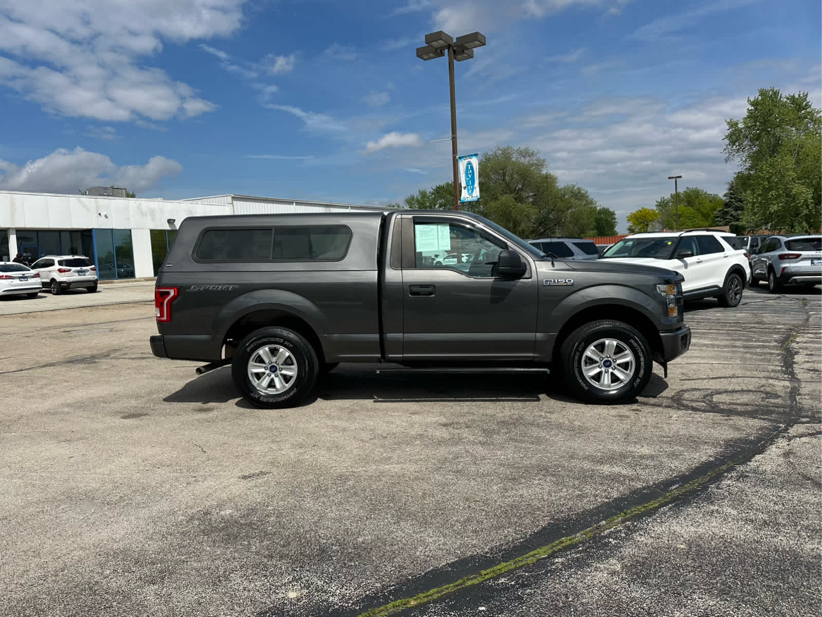 Used 2017 Ford F-150 XL with VIN 1FTMF1C89HKE34344 for sale in Manteno, IL