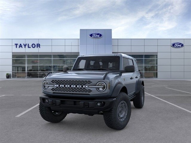 2025 Ford Bronco Badlands photo 2