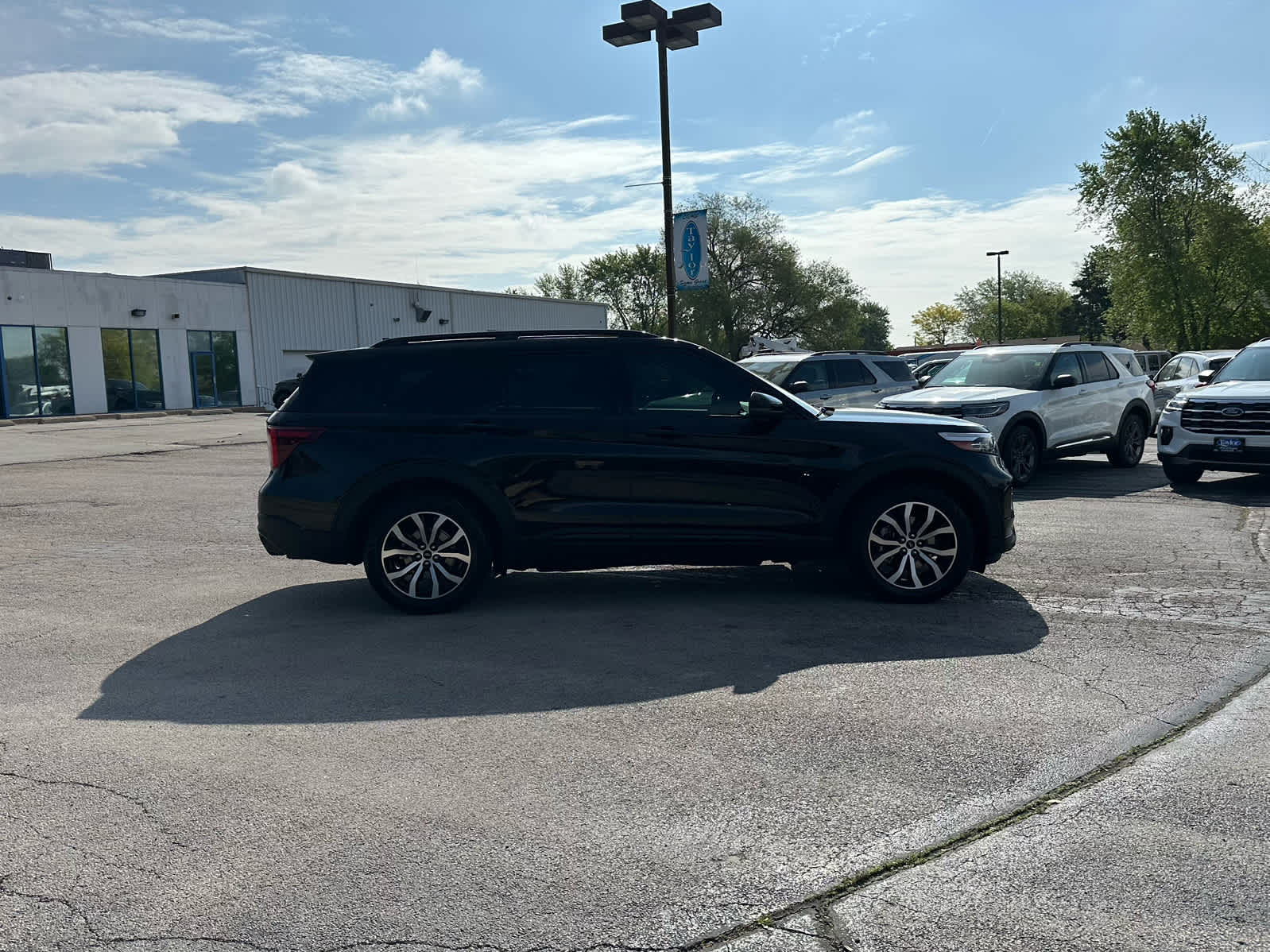 Used 2020 Ford Explorer ST with VIN 1FM5K8GC9LGC49855 for sale in Manteno, IL