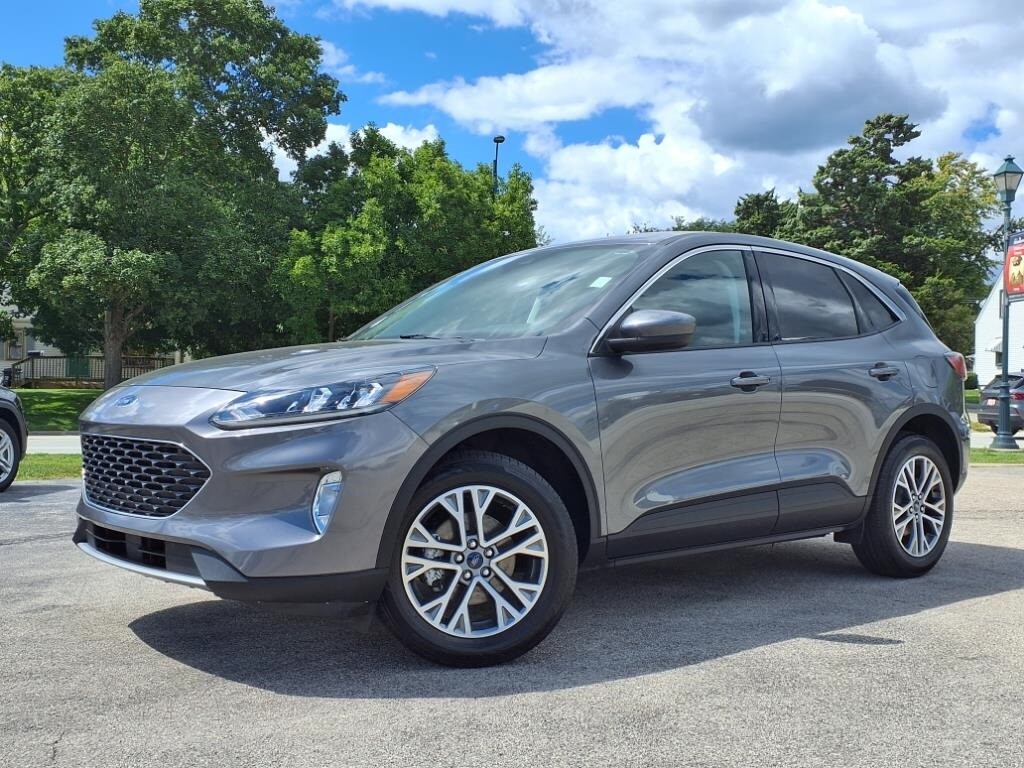 2022 Ford Escape SEL photo 3