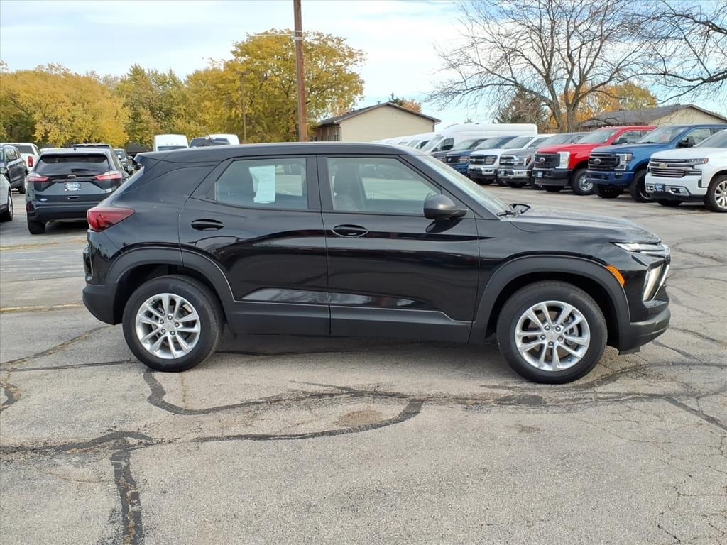 Used 2024 Chevrolet Trailblazer LS SUV