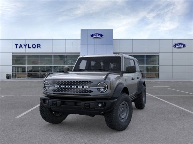 2025 Ford Bronco Badlands photo 2