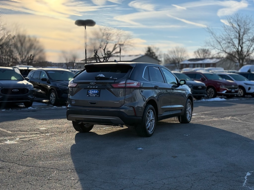 Used 2023 Ford Edge SEL SUV