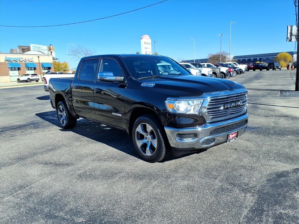 2024 Ram 1500 Laramie photo 3