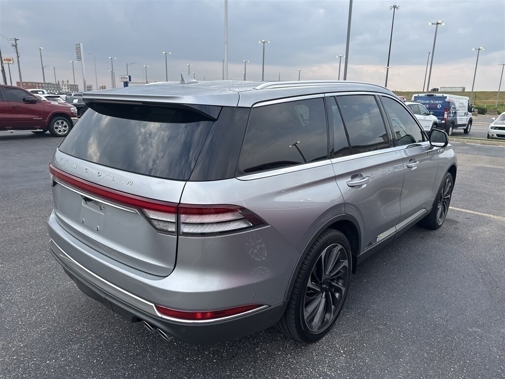 2020 Lincoln Aviator Reserve photo 3