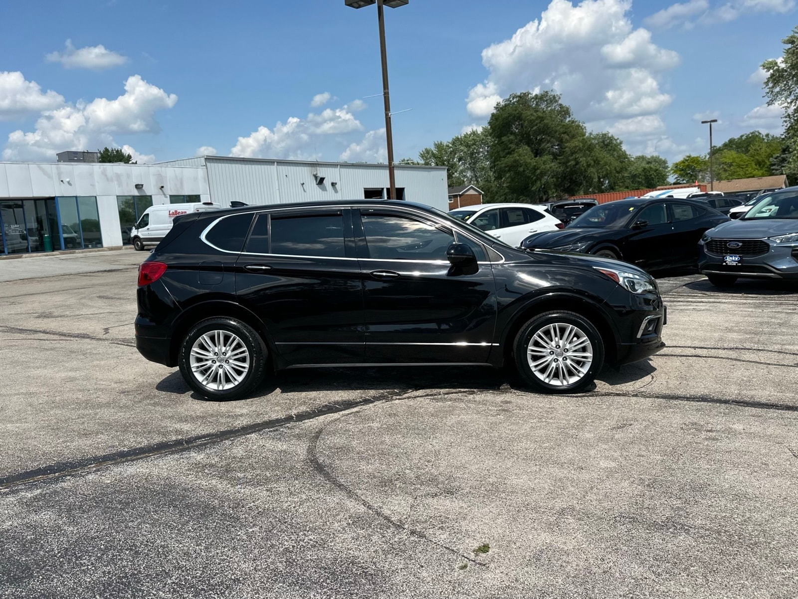 Used 2018 Buick Envision Preferred with VIN LRBFXBSA5JD009292 for sale in Manteno, IL