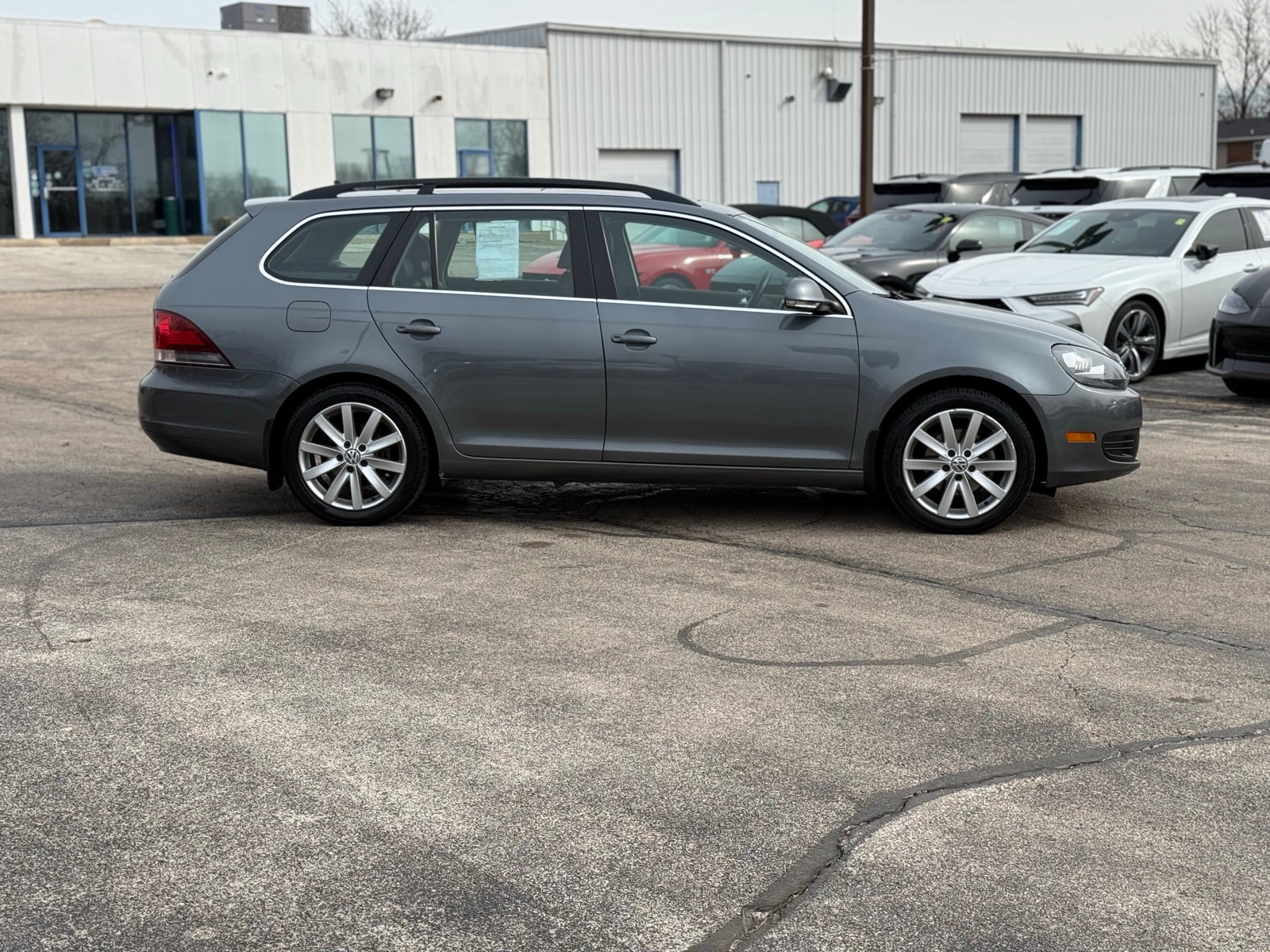 Used 2011 Volkswagen Jetta SportWagen S with VIN 3VWPX7AJ3BM703843 for sale in Manteno, IL