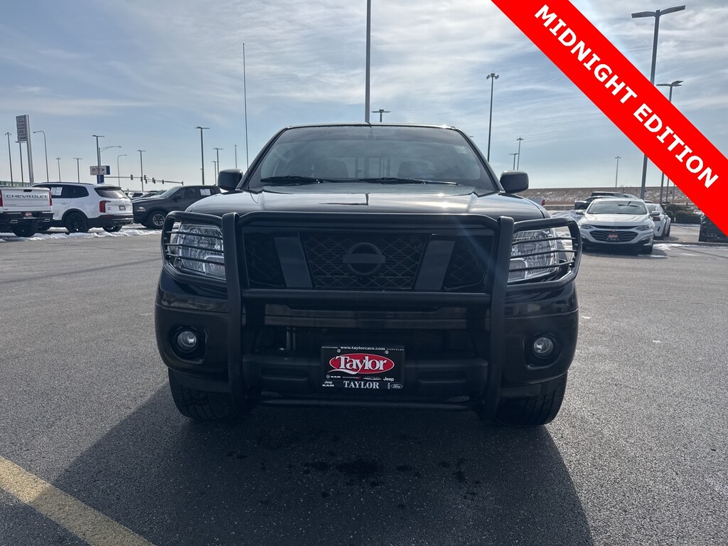 2020 Nissan Frontier SV photo 2