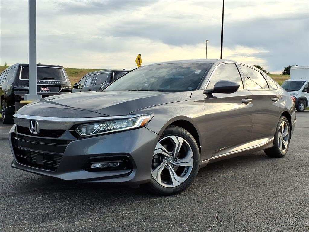 2020 Honda Accord EX photo 3