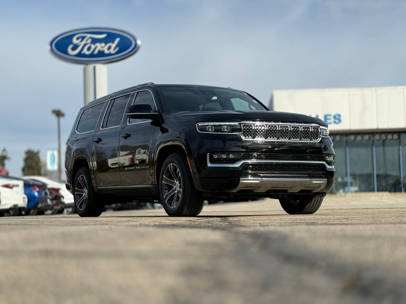 2024 Jeep Grand Wagoneer L Series I's photo