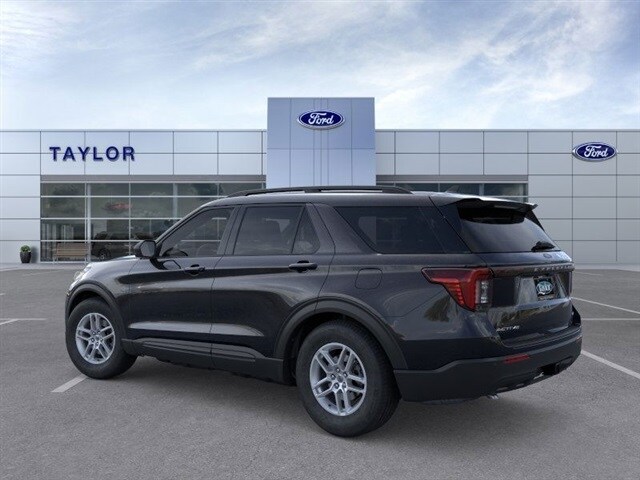 2026 Ford Explorer photo 3