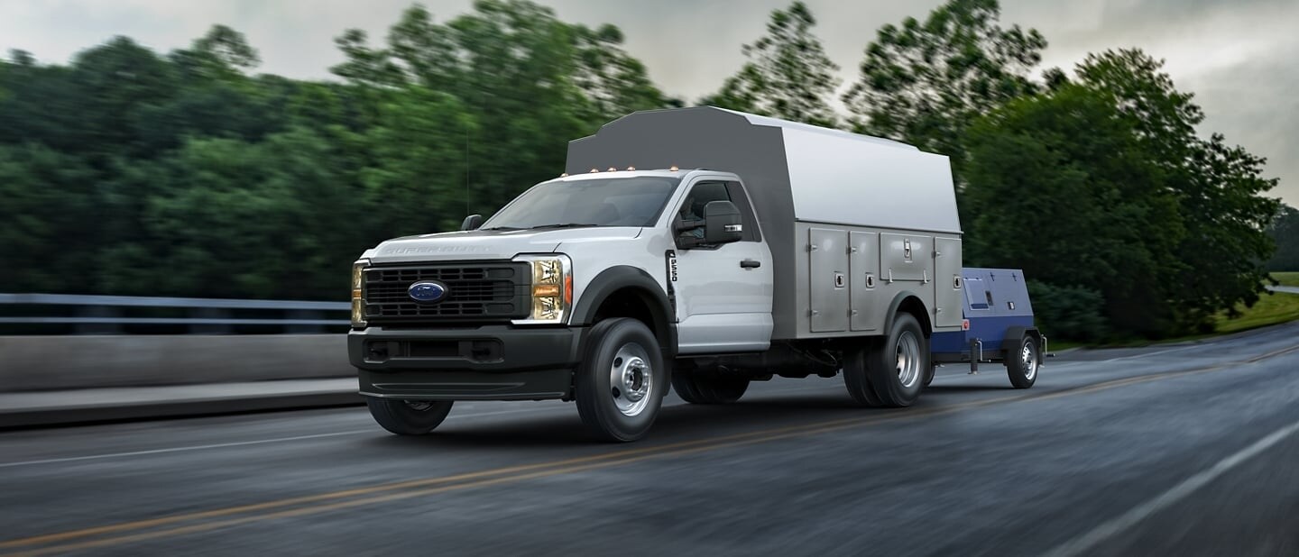 2025 Ford F-550
